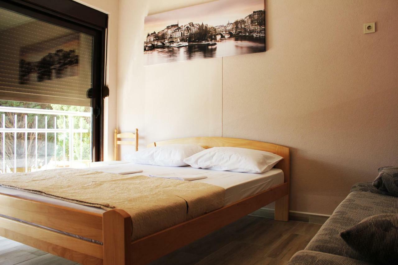 Mimoza Apartments Ðenovići Buitenkant foto